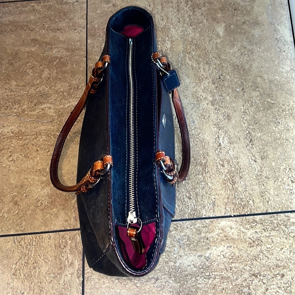 Coach Leather Bag - Picture 9 of 11